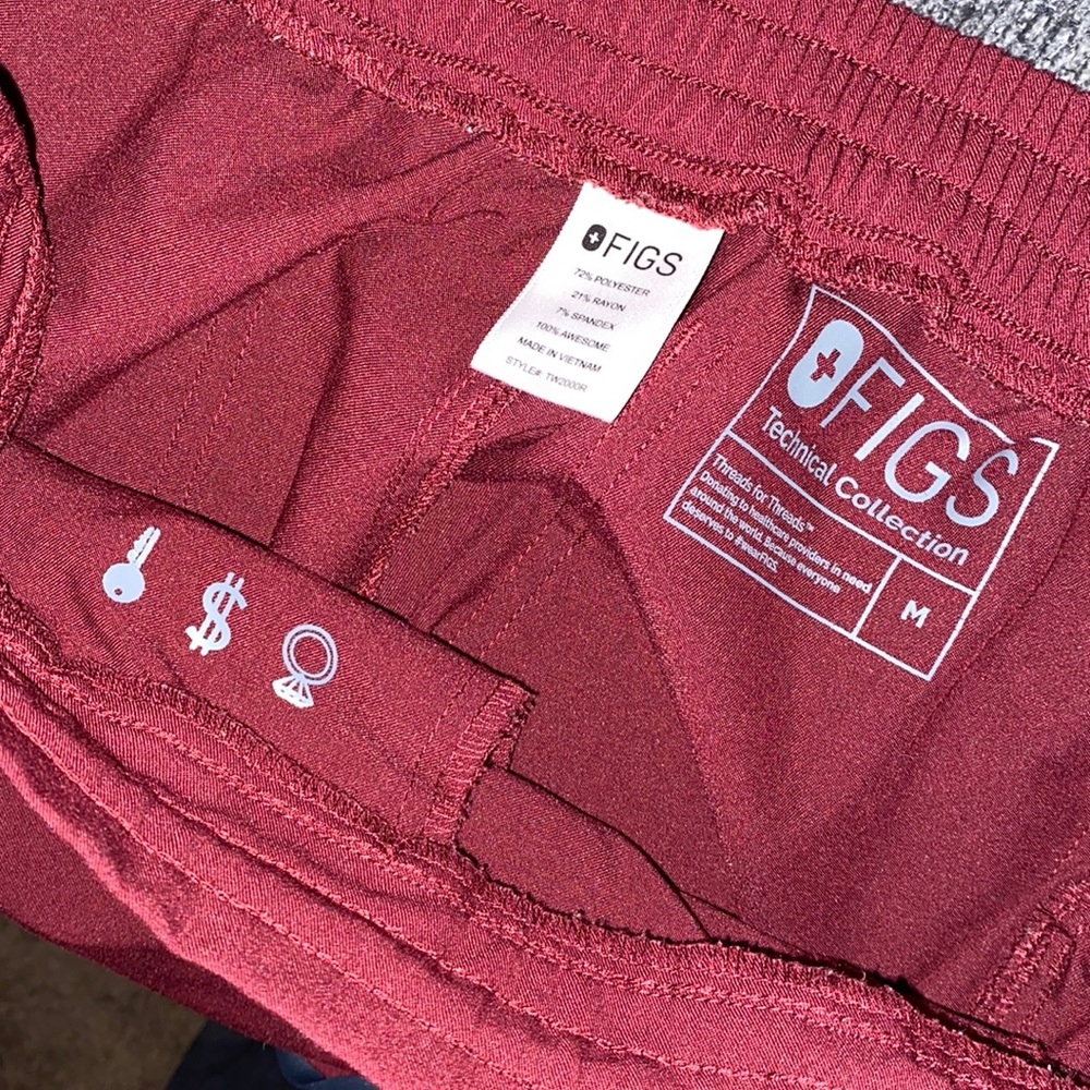M FIGS scrub pants in MAROON WINE RED
